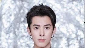 王鹤棣抖音爆料视频,独家爆料背后的故事 第1张 王鹤棣抖音爆料视频,独家爆料背后的故事 第1张